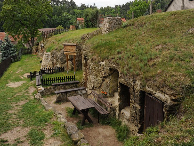 Langensteiner Höhlenwohnungen